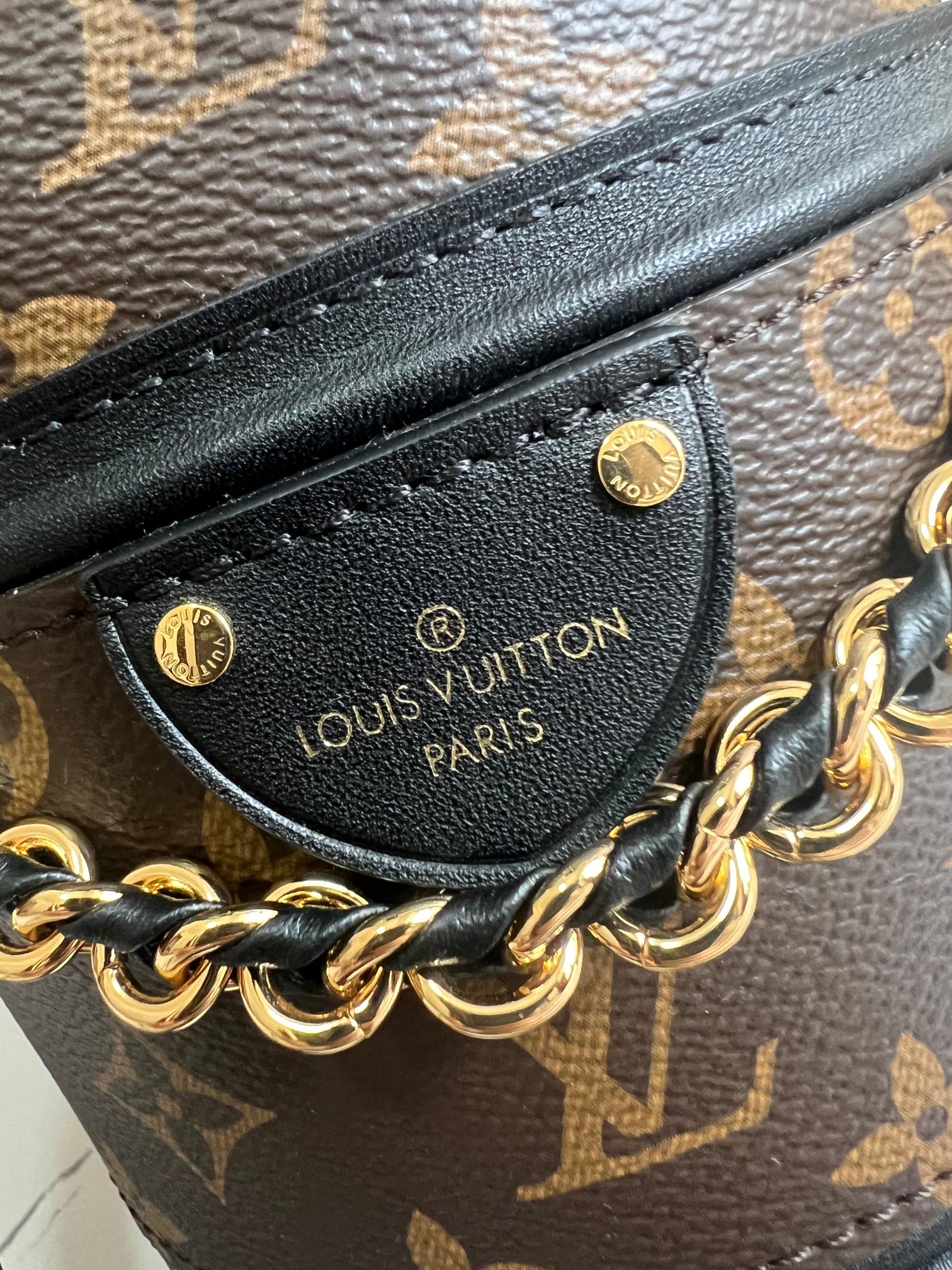 Louis Vuitton Bucket Bags